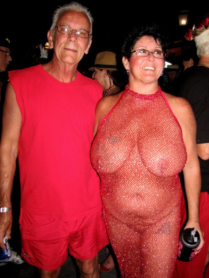 Big tit mature Roni