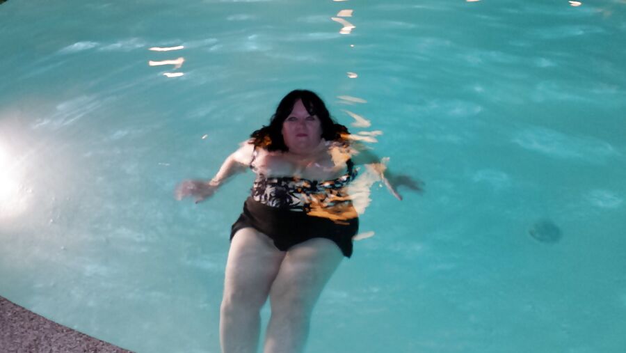 .. Mrs Funtimes showing off