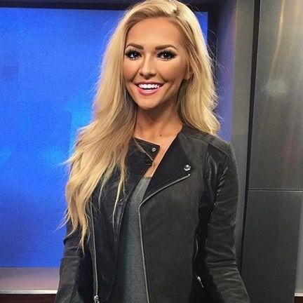 Erin Alvey REALLY SEXY Country Singer
