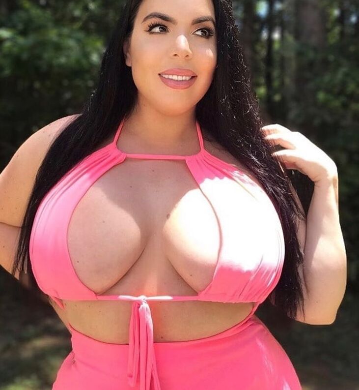 Curvy Girls and damn hot Asses