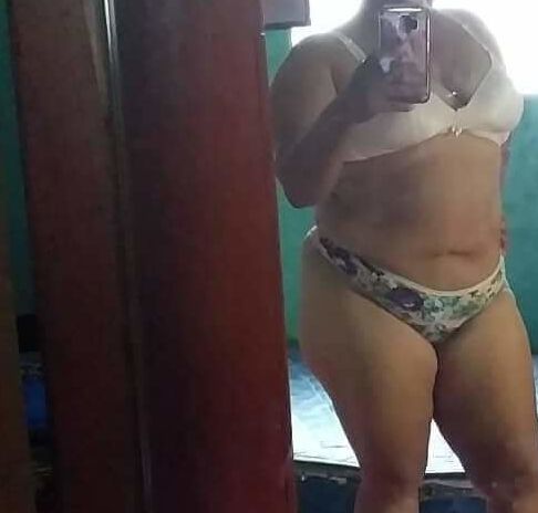 Mexican milf