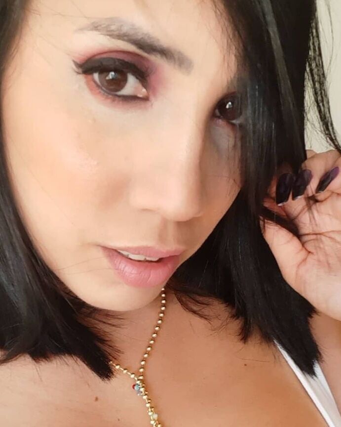 BUENISISIMA