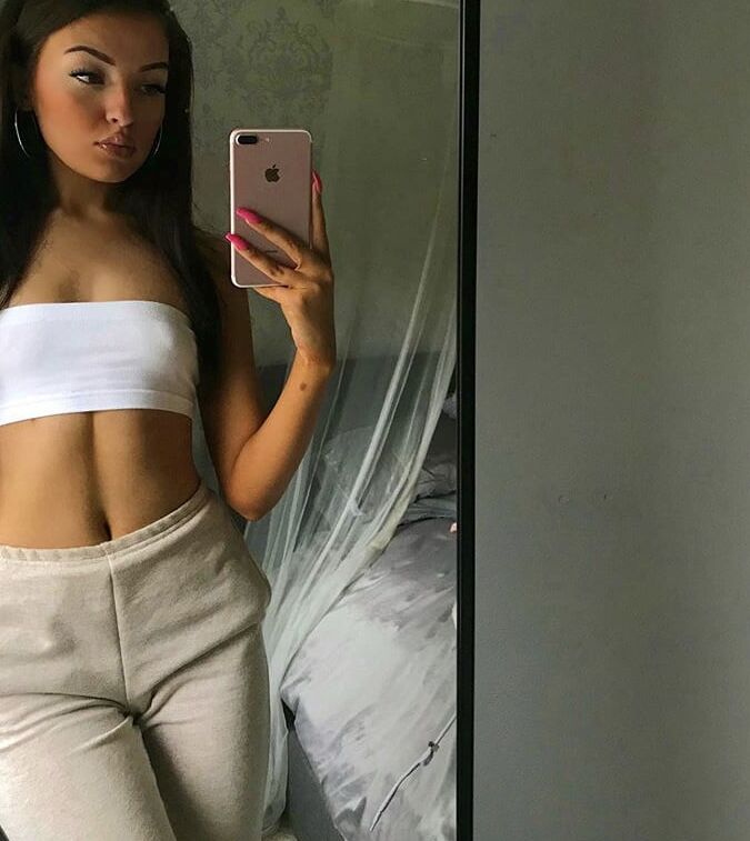 Best Braless babes