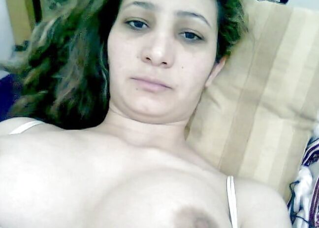Mature mom hijeb