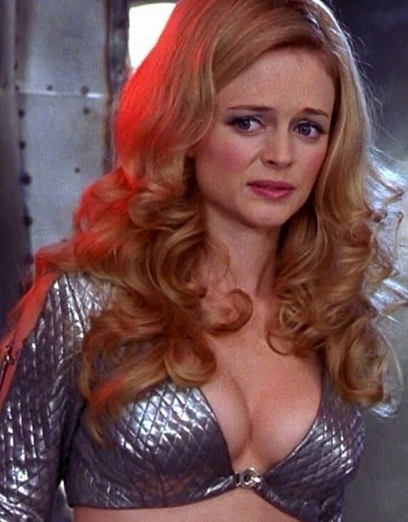 Heather Graham Fit As Fuck