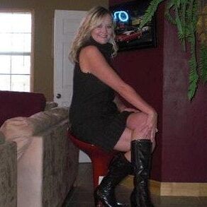My sexy mom