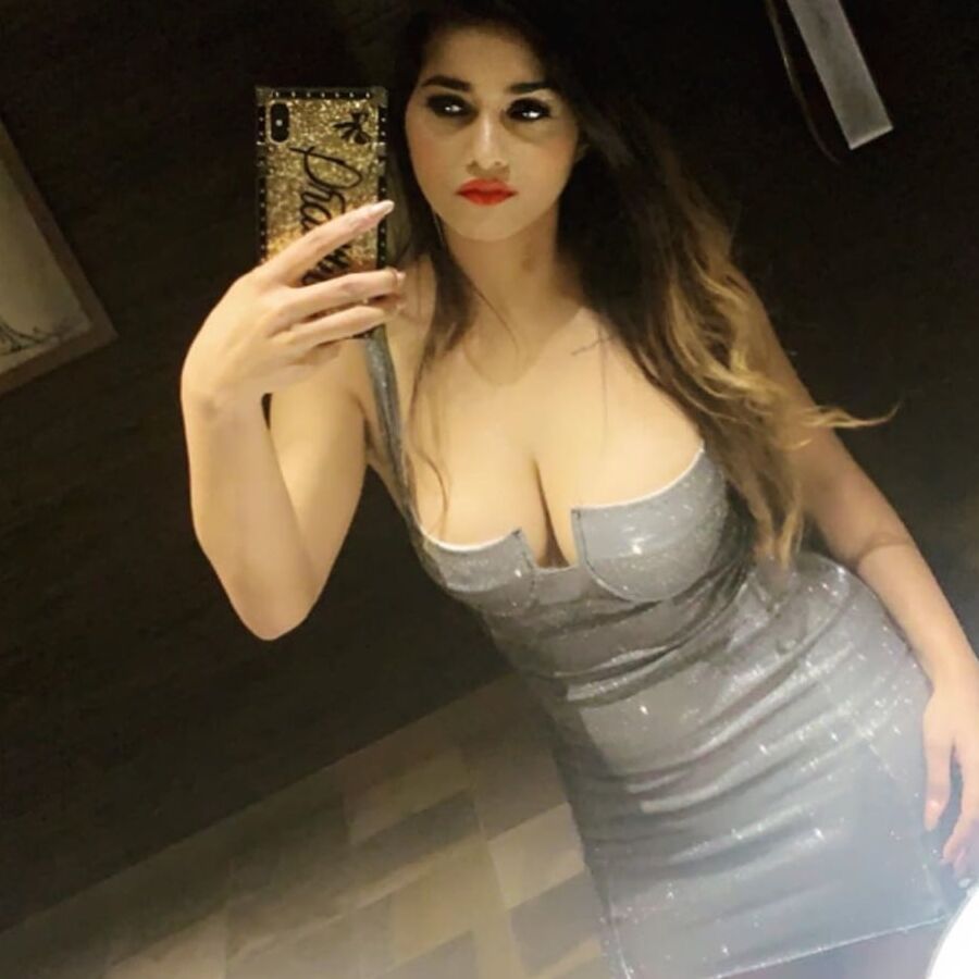 DESI HOT SEXY INDIAN MILF