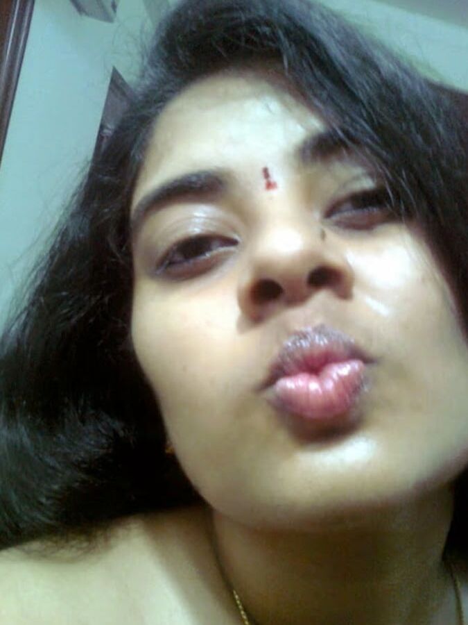 Andhra Telugu Indian Desi Wife , MILF