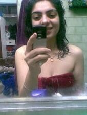 Desi Hot Bitches Nudes and Sexy Pics