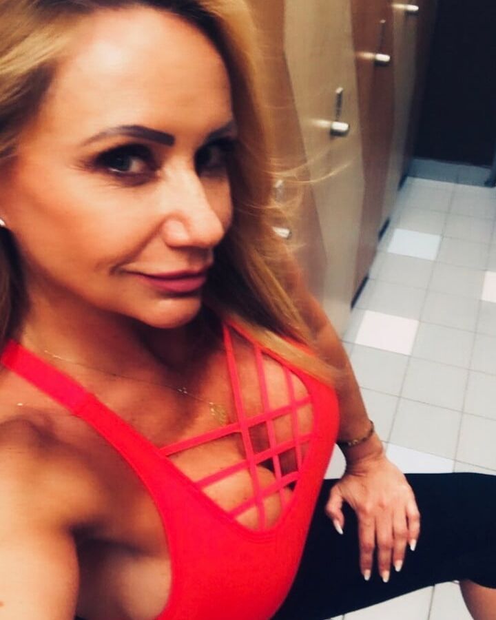 Milf Zsuzsi