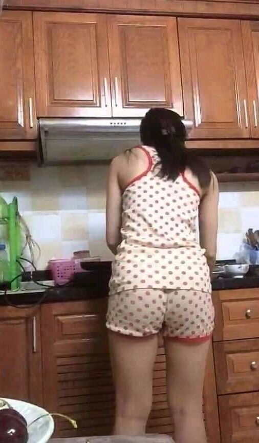 Sexy Tunisian woman