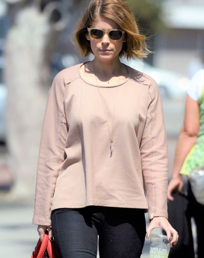 Kate Mara cute woman