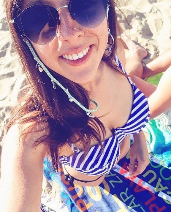 Hot Busty figure NRI nude selfies to best friend ()