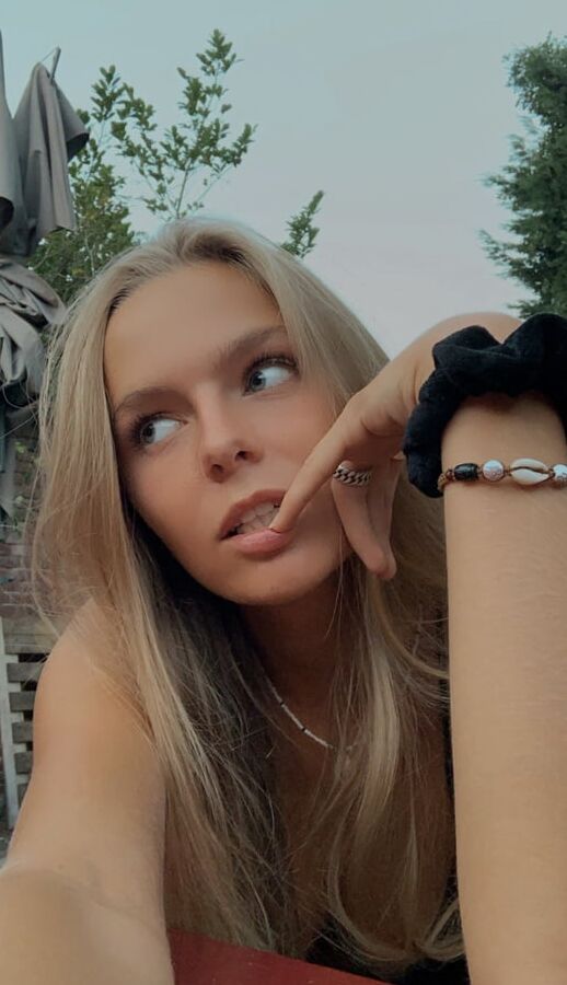 Lies dutch instagram model
