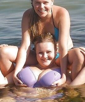 BoobsBikini
