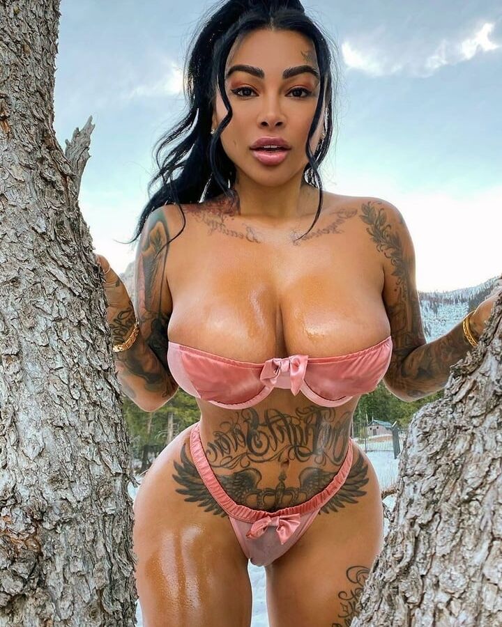Thotiana