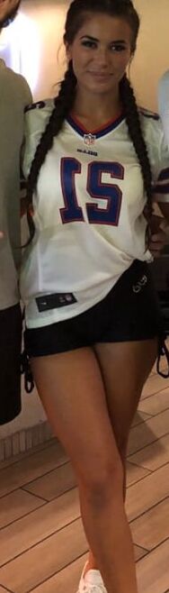 Rachel Bush: Hottest Pro Athlete Wife
