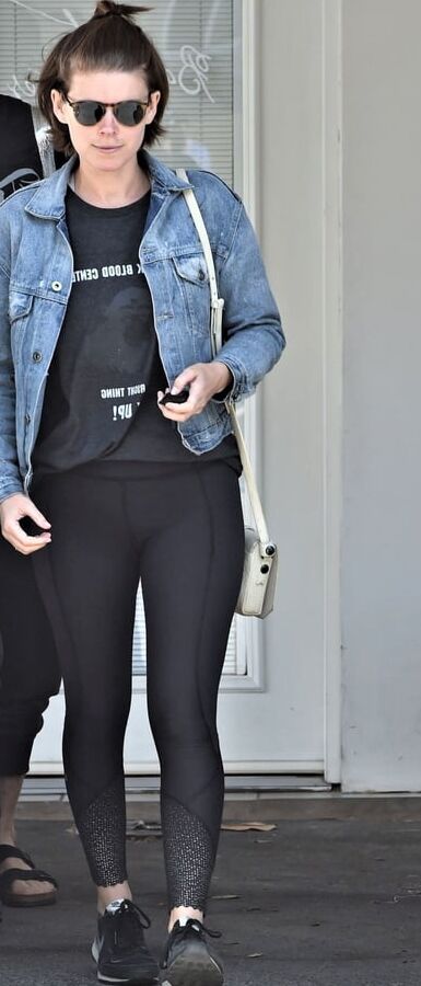 Kate Mara cute woman