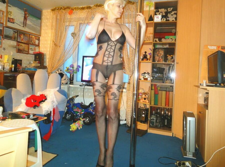 Russian mature whores at home sexparty