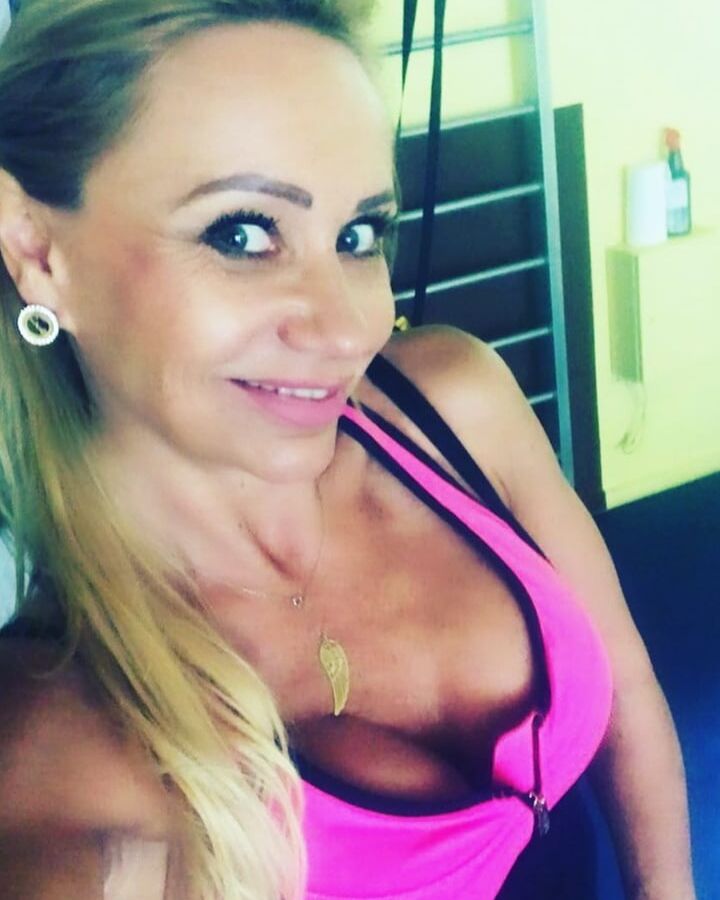 Milf Zsuzsi