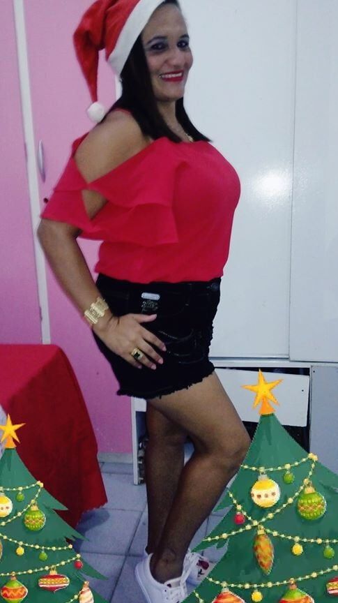 BUSTY MARIA