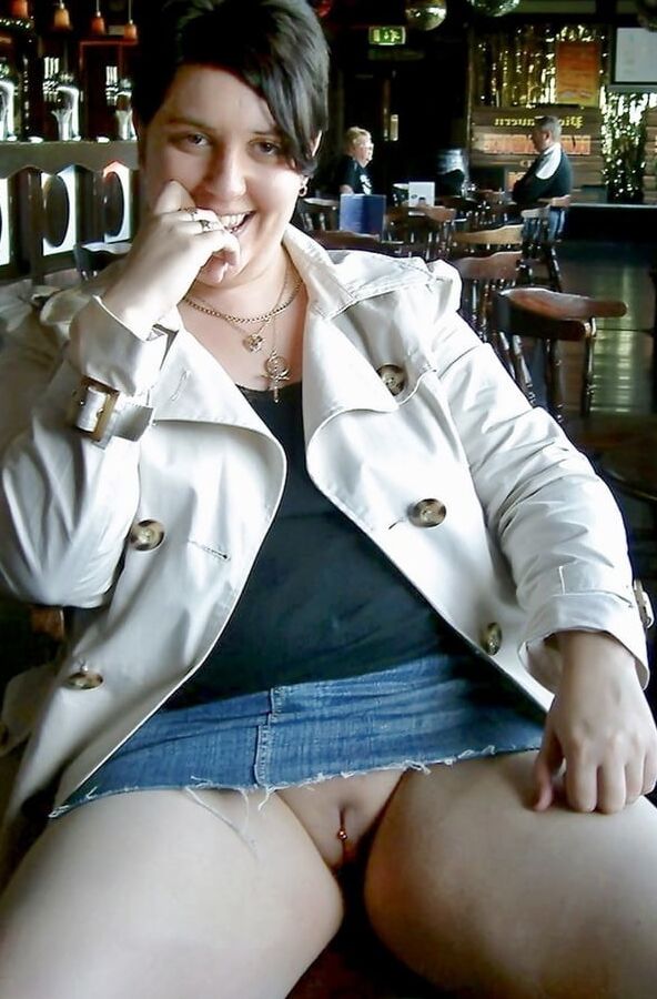Pussies sneak through the Horeca