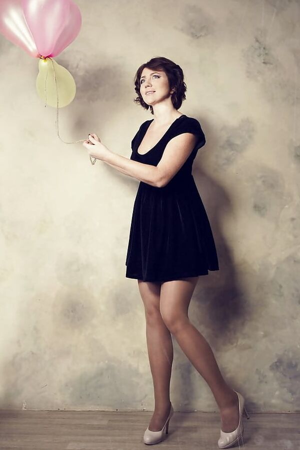 Russian Wife in Pantyhose