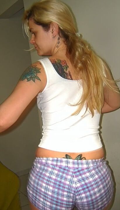 Tattooed Girls .