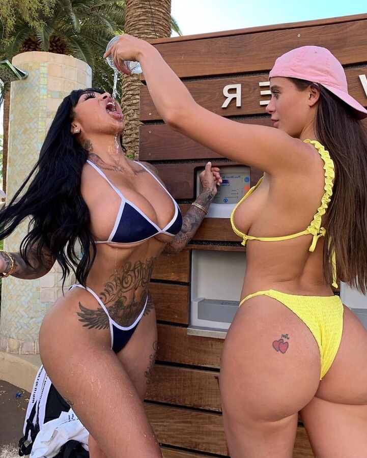 Lana R
