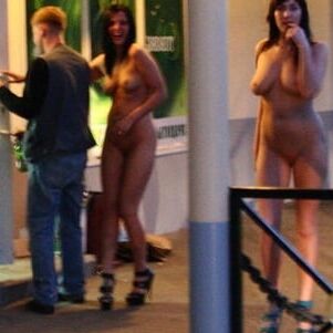 Two hot amateur brunette girls with no clothes