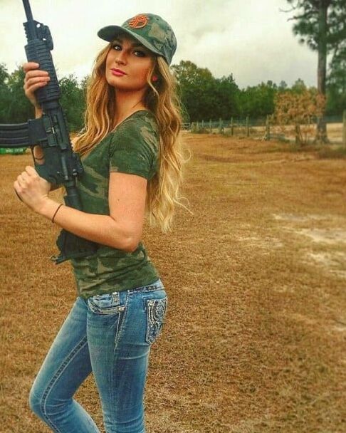 Women in Jeans with guns