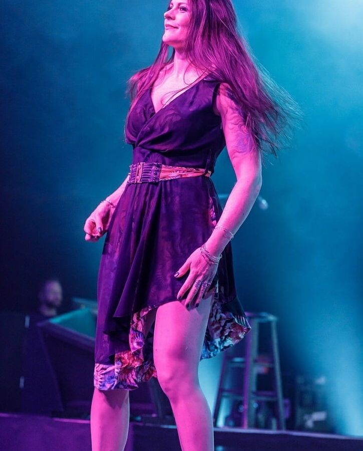 Female celebs - Floor Jansen
