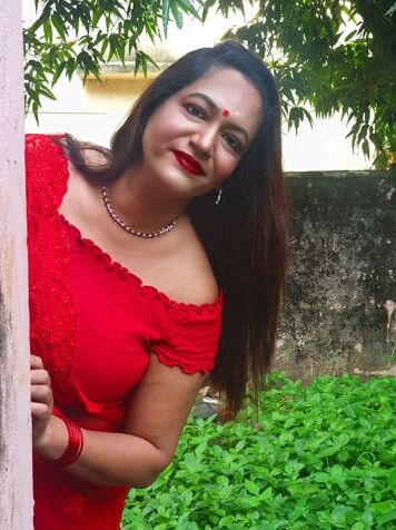 Desi indian mature saree