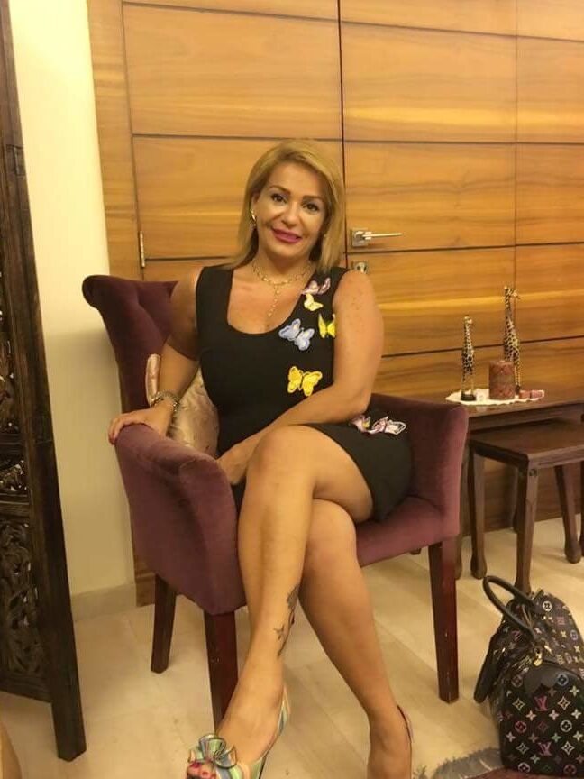 arab syrian mom