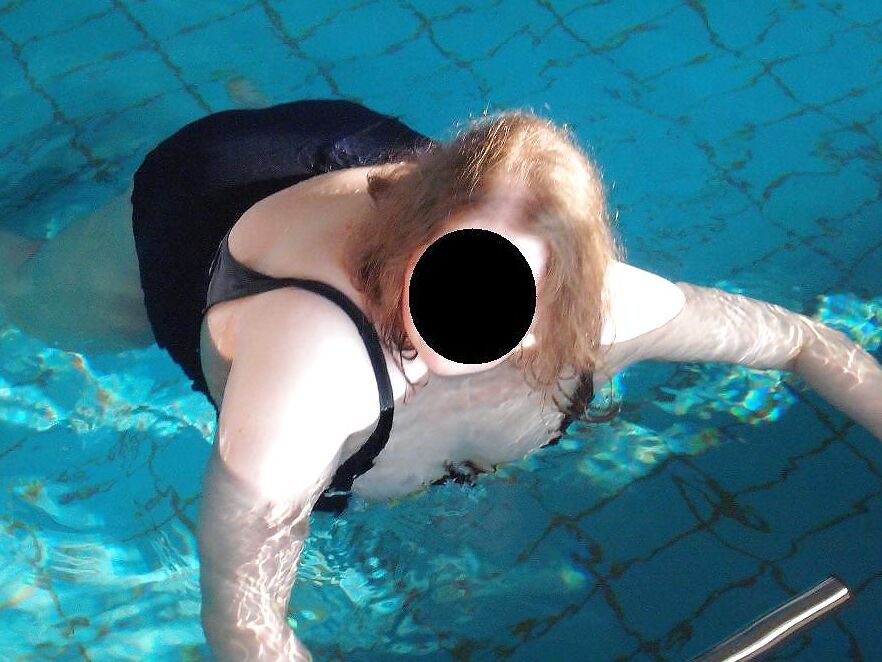 Ma femme en maillot de bain