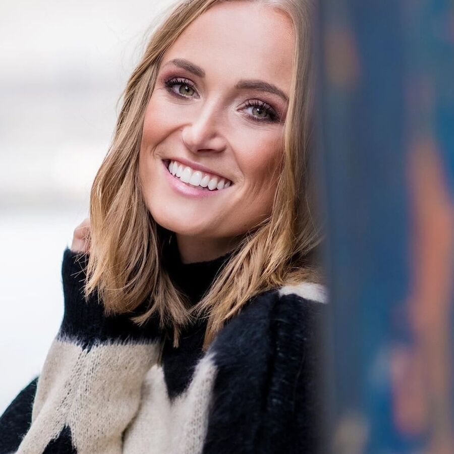 Nele Schenker