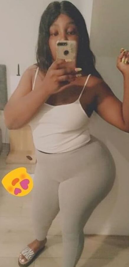 Huge booty slim thick pear Thandazzy