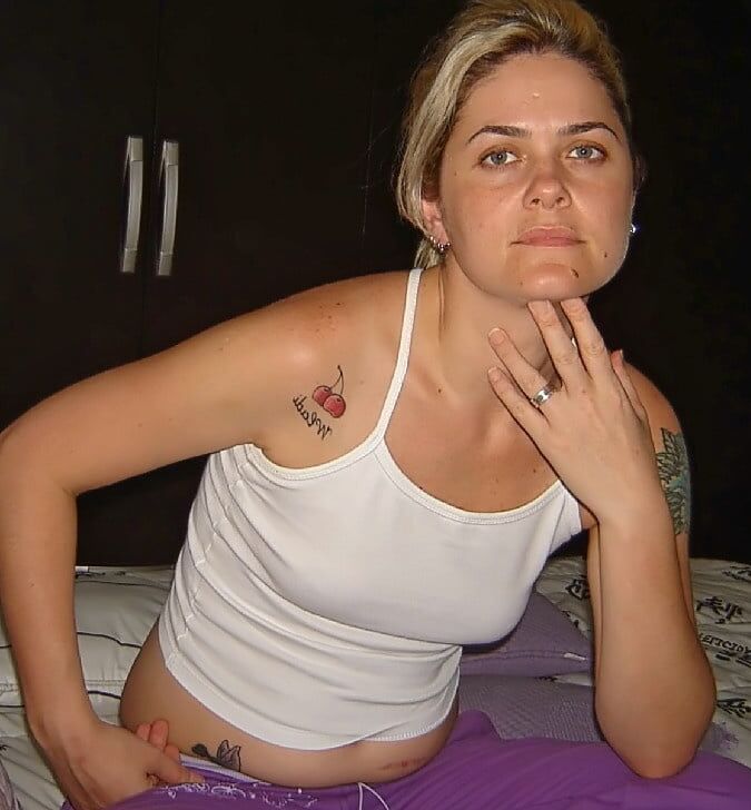 Tattooed Girls .