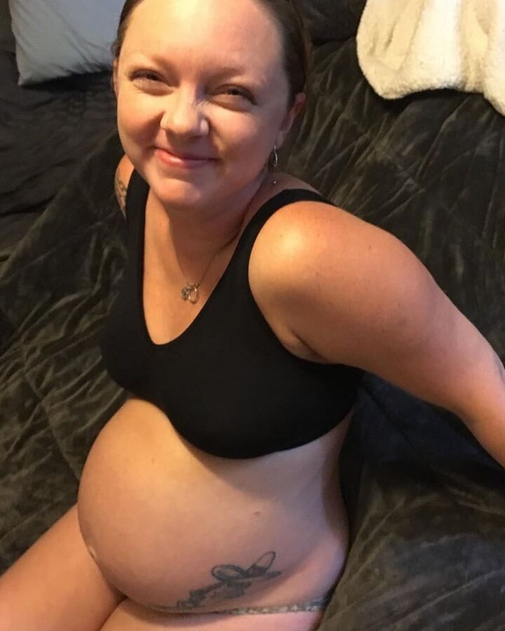 Sexy Pregnant Girls
