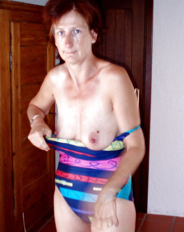 Ma femme en maillot de bain