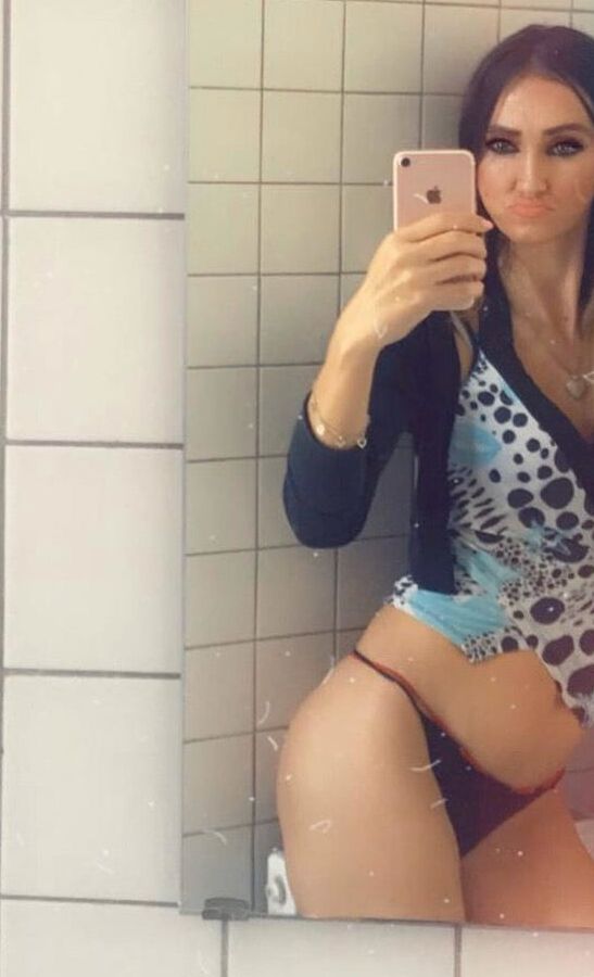 mala_plava moja BFF