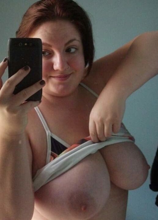 Big sexy amateur tits