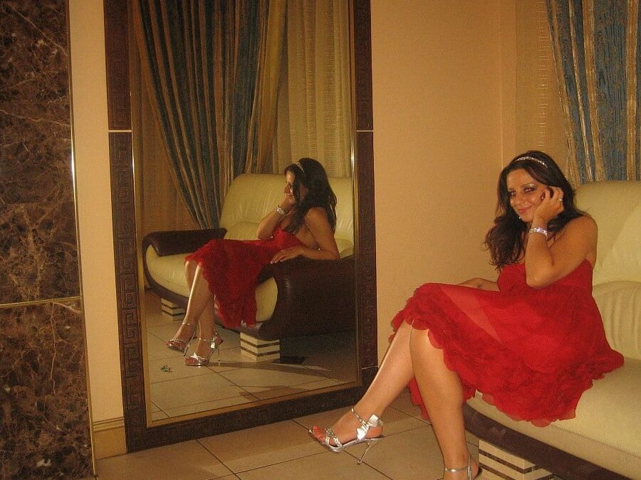 CROSS LEGGED SITTING