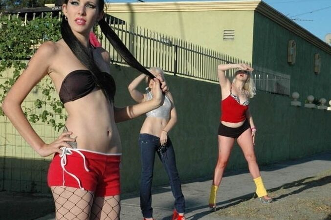 HOOKERS AND ESCORTS