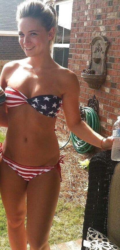 Exposed Mix - Comment These Gorgeous Blondes
