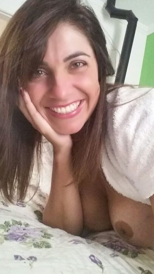 ADRIANA TARADINHA QUE SO QUER METER E NADA MAIS