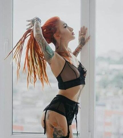 Lena Scissorhands