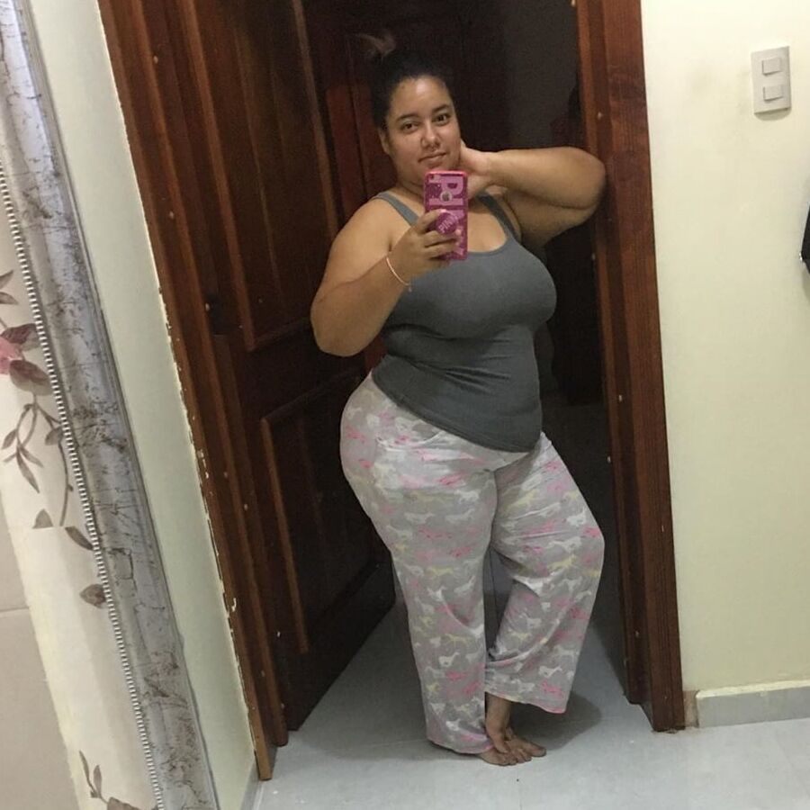 Cavala Gostosa Roseani (cum &amp; comments)