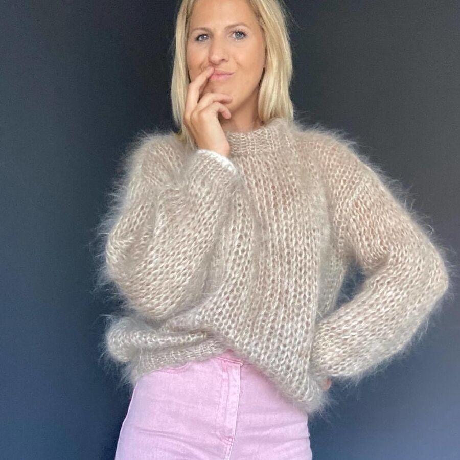 Mohair fetish