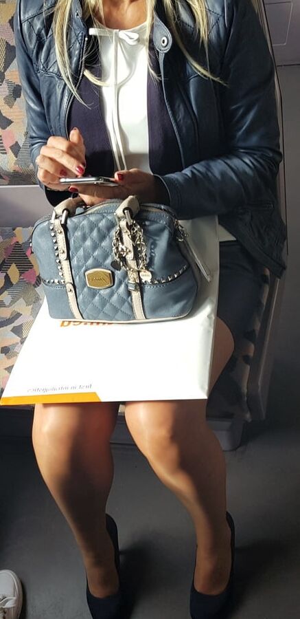 Street Pantyhose - Old Bitch in Tan Pantyhose on Train